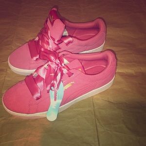 Puma Suede pink softfoam bow ribbon platform